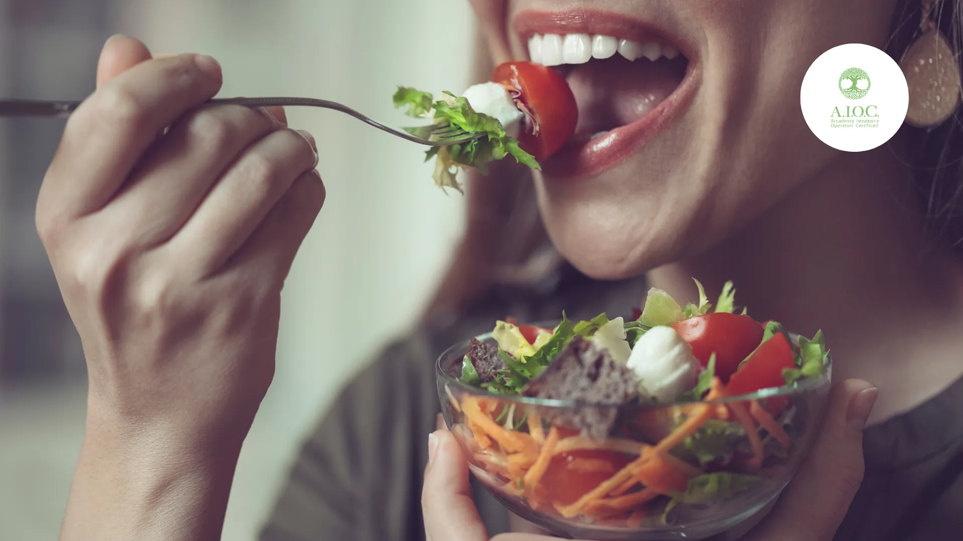 Mindful Eating: Guida Completa all'Alimentazione Consapevole