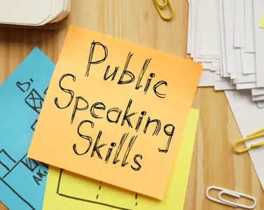 Come migliorare le tue abilità di Public Speaking: 5 consigli utili per diventare un grande oratore